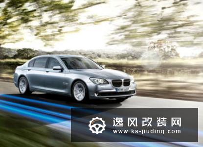 宝马新X5性能版街拍曝光 年内亮相/动力升级