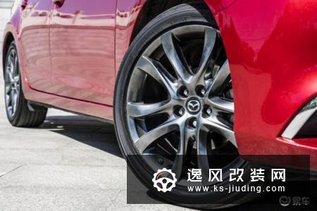 操控的意义有多大 阿特兹君威对比试驾