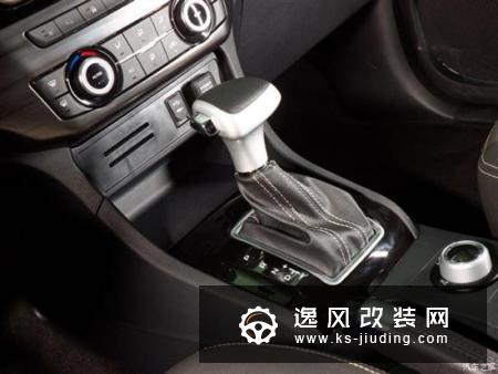 预计售价15万起 新款D-MAX实车图曝光